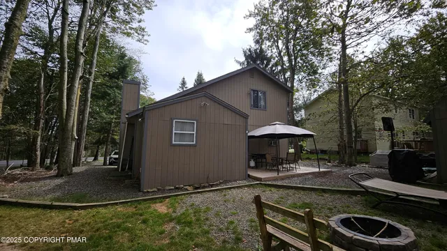 $225,000 | 492 Country Pl Drive, Tobyhanna, PA 18466