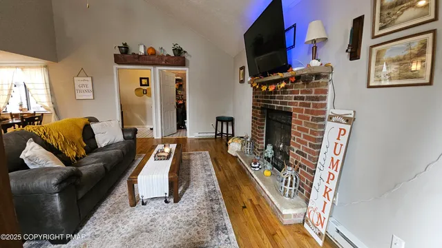 $225,000 | 492 Country Pl Drive, Tobyhanna, PA 18466