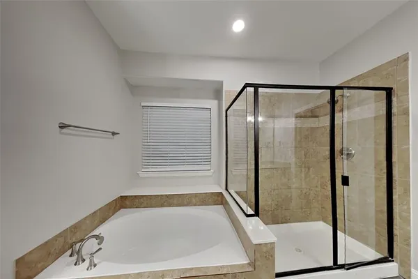 $2,900 | 307 Hawks Drive, Fate, TX 75087