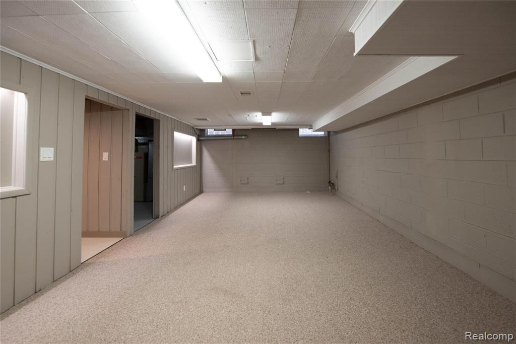 1699 Littlestone Road Grosse Pointe Woods, MI 48236 - Photo 46 of 54