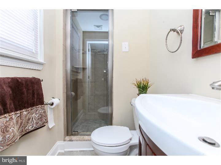127 Harmil Road Broomall, PA 19008 - Photo 21 of 25 Master Bathroom
