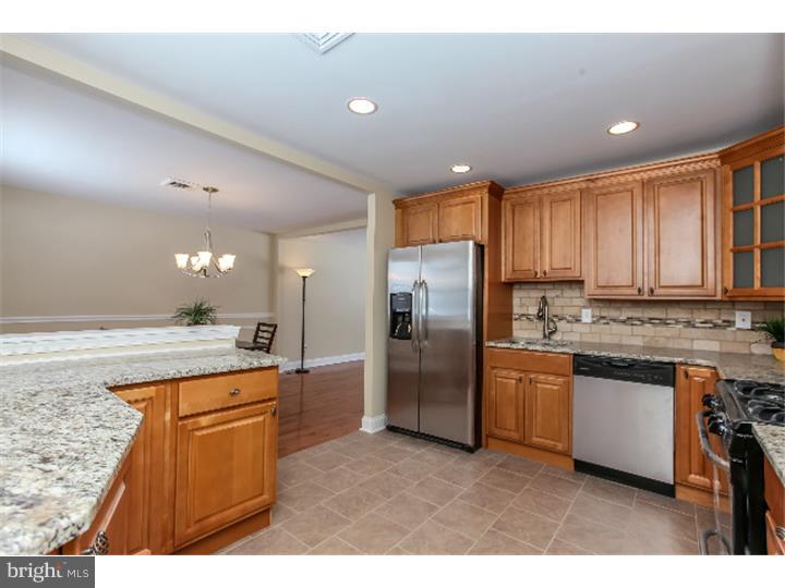 127 Harmil Road Broomall, PA 19008 - Photo 8 of 25 Kitchen