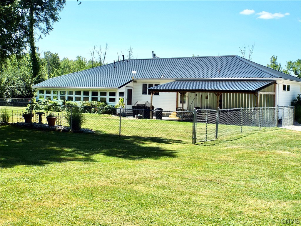 9702 Caughdenoy Road Clay, NY 13029 - Photo 38 of 50