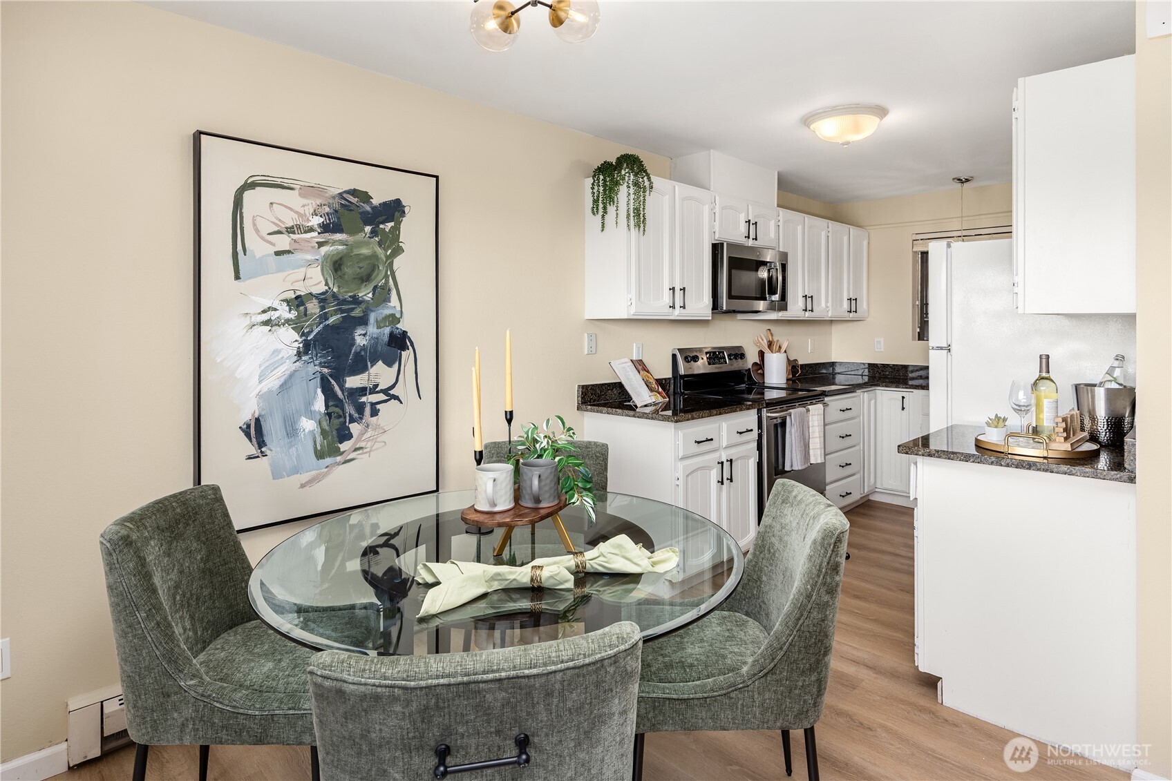 717 122nd Avenue Northeast, Unit B1 Bellevue, WA 98005 - Photo 8 of 21