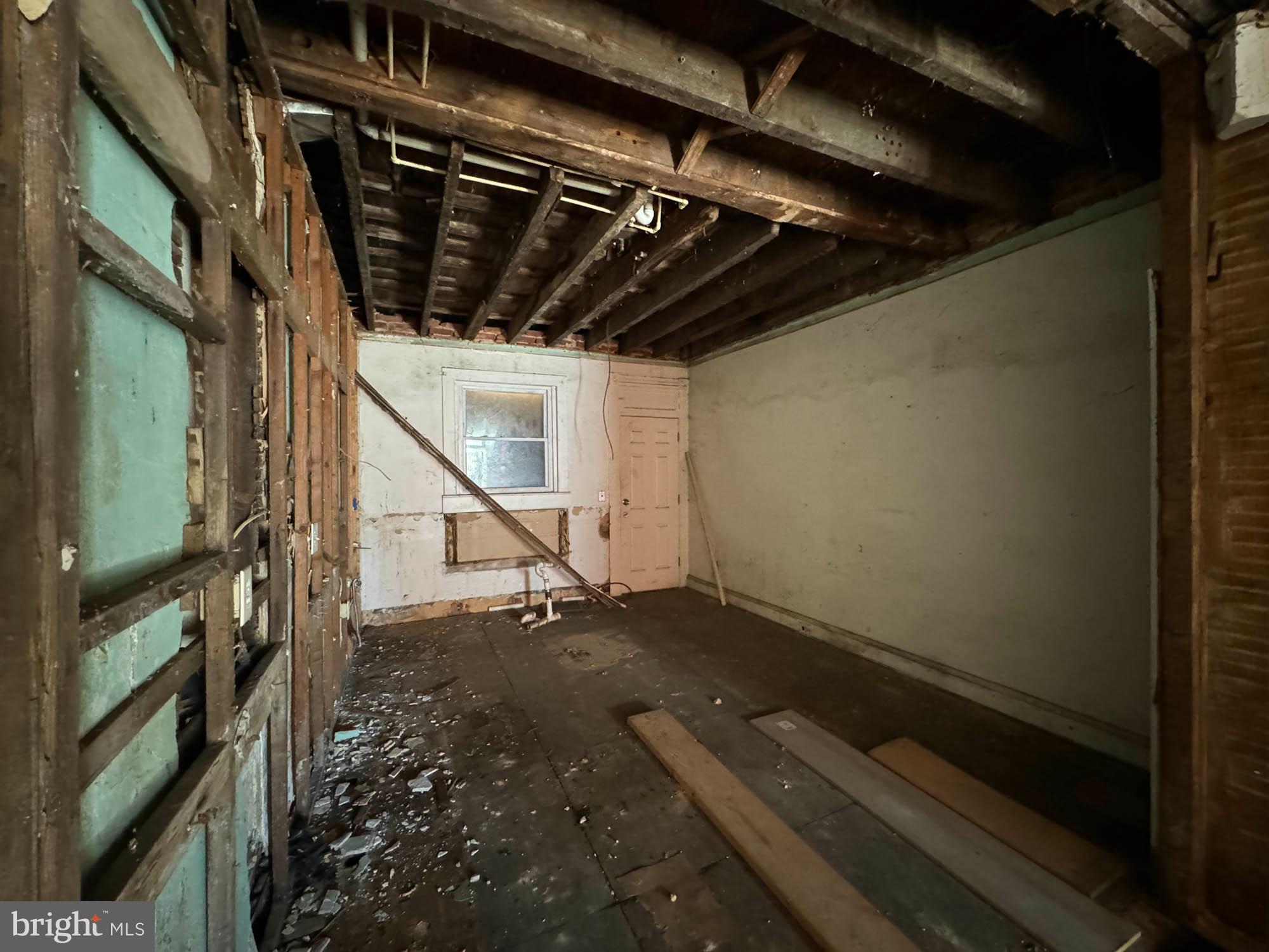 2818 East Madison Street Baltimore, MD 21205 - Photo 5 of 7