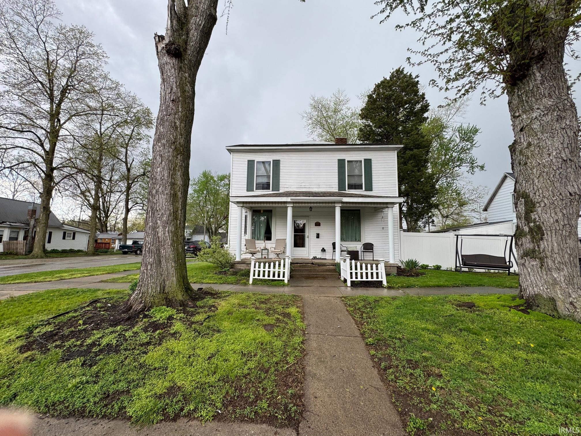 1030 Franklin Avenue Rochester, IN 46975 - Photo 1 of 14