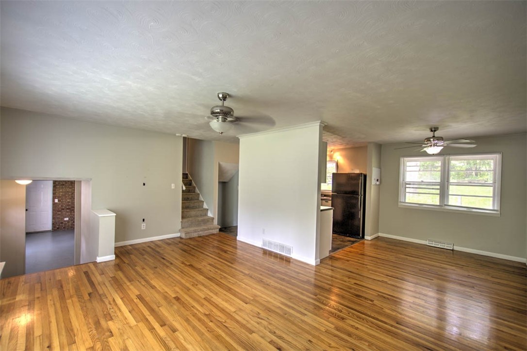 2339 South Rainwater Drive Decatur, IL 62521 - Photo 9 of 25