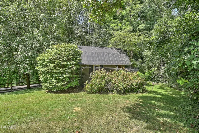 $799,000 | 733 Windmill Circle, Bristol, VA 24201