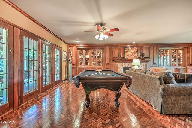 $799,000 | 733 Windmill Circle, Bristol, VA 24201