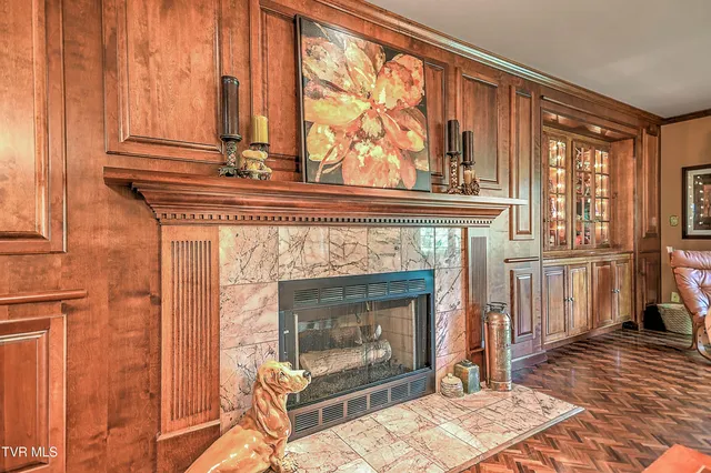 $799,000 | 733 Windmill Circle, Bristol, VA 24201