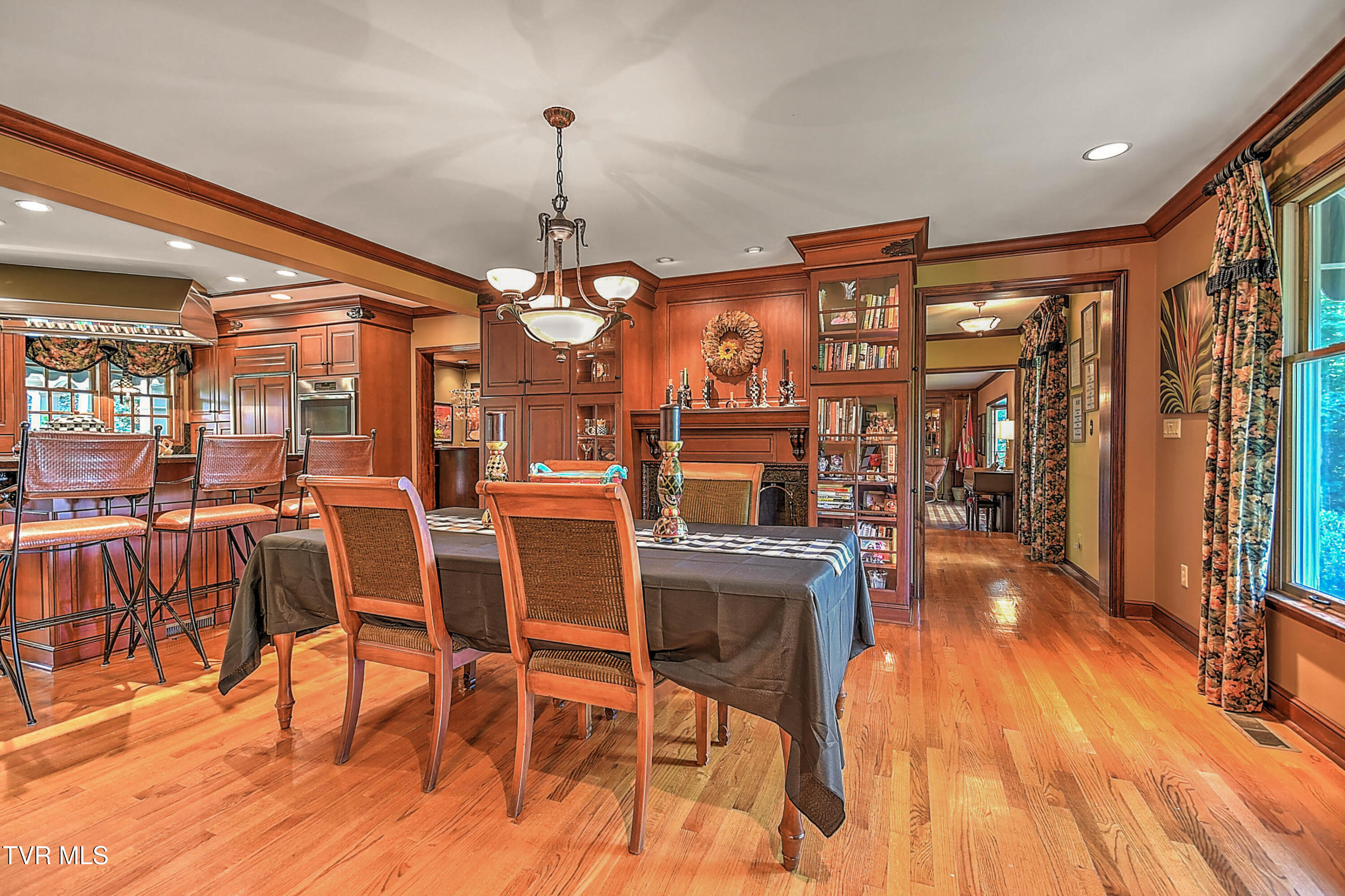 733 Windmill Circle Bristol, VA 24201 - Photo 26 of 116 733 Windmill Cir DK-28