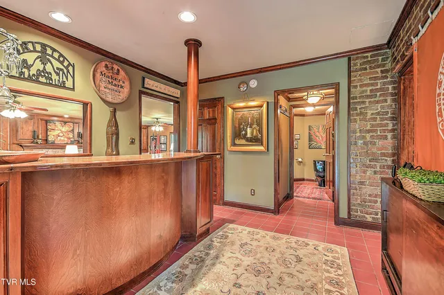 $799,000 | 733 Windmill Circle, Bristol, VA 24201