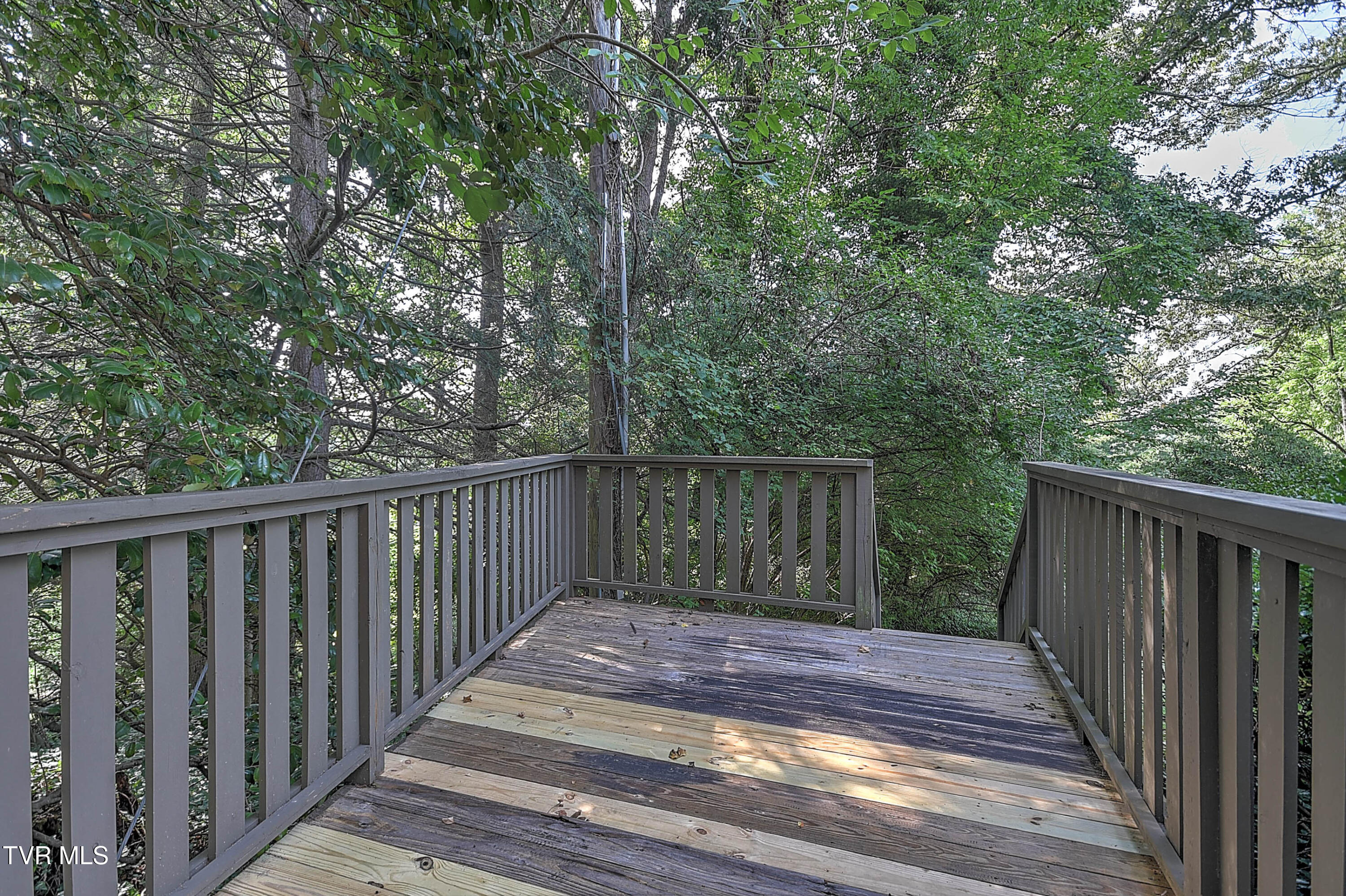 733 Windmill Circle Bristol, VA 24201 - Photo 99 of 116 733 Windmill Cir DK-117