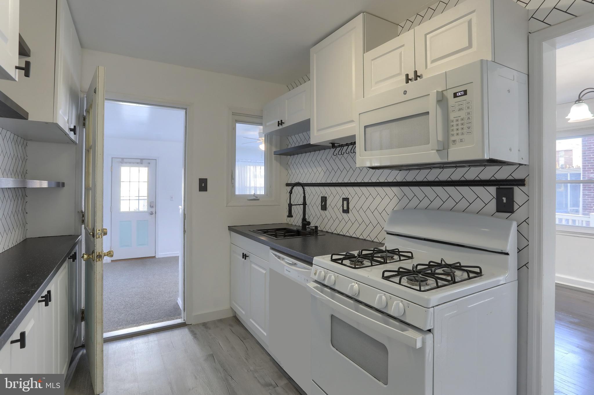 332 Sycamore Road Reading, PA 19611 - Photo 33 of 43