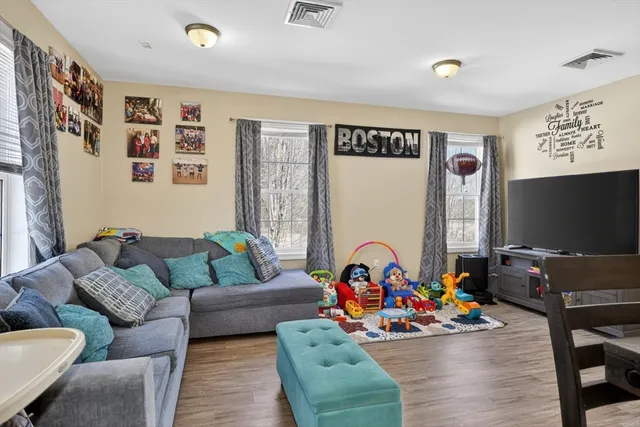 $445,500 | 36 Webb Brook Road, Unit 3, Billerica, MA 01821