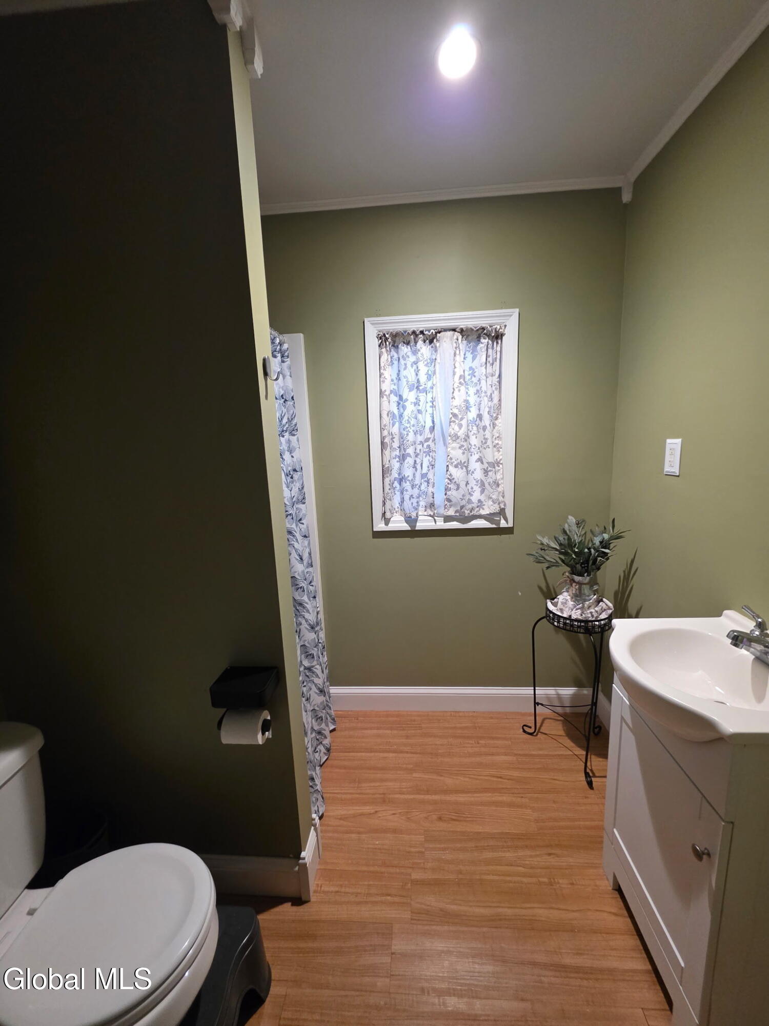 1016 Loudon Road Cohoes, NY 12047 - Photo 24 of 47 3930