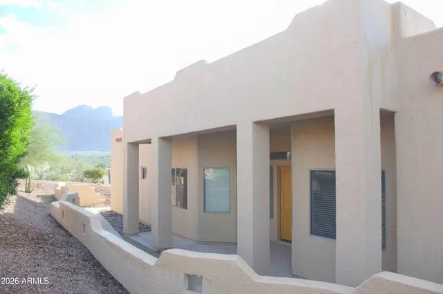 a bathroom with a tub