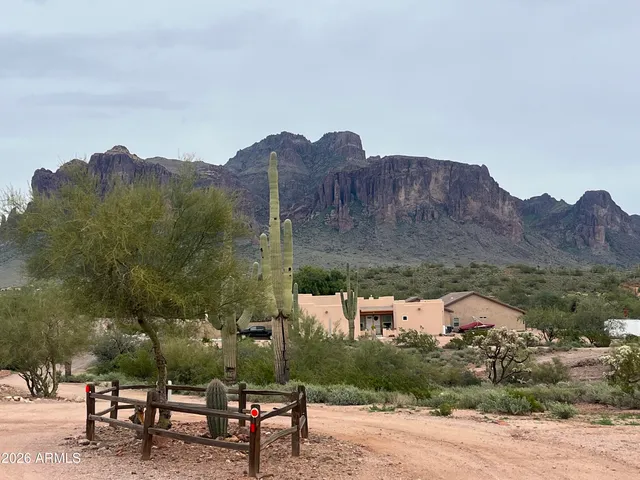 $900,000 | 3826 North Rain Cloud Drive, Apache Junction, AZ 85119