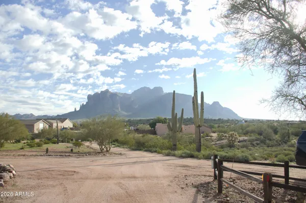 $879,000 | 3826 North Rain Cloud Drive, Apache Junction, AZ 85119
