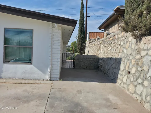 $249,950 | 331 Carnival Drive, El Paso, TX 79912