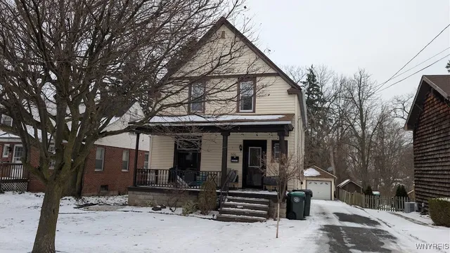 $2,250 | 166 Glen Avenue, Amherst, NY 14221