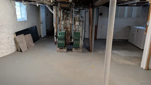 $1,900 | 166 Glen Avenue, Amherst, NY 14221