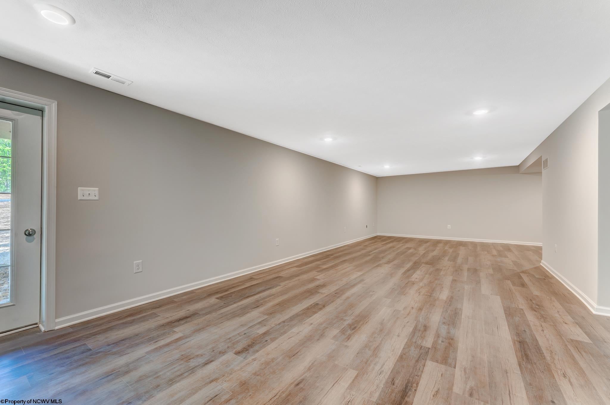2209 Stewartstown Road Morgantown, WV 26508 - Photo 20 of 29 Gallery Image 20