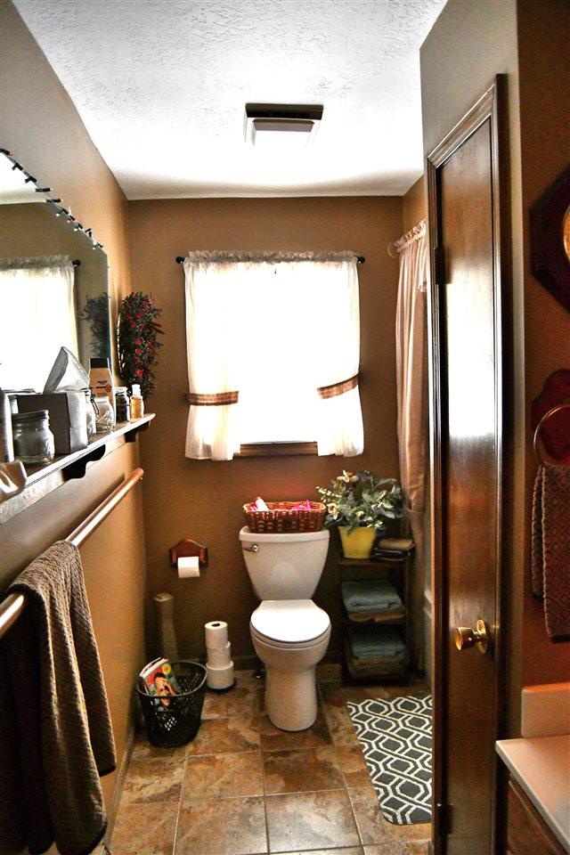 9619 West Pleasant Road St. Helen, MI 48656 - Photo 19 of 34 1888719-18.JPG