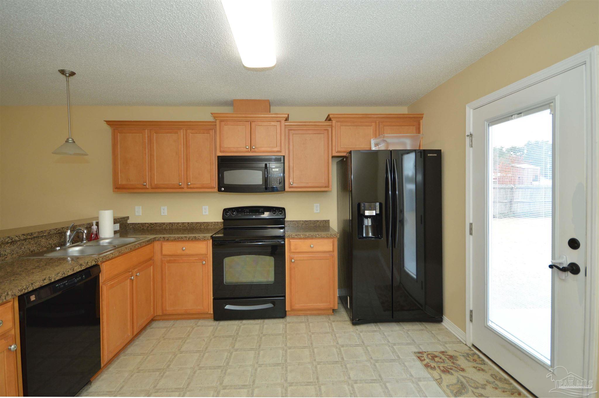 4746 Old Guernsey Road Milton, FL 32571 - Photo 13 of 39