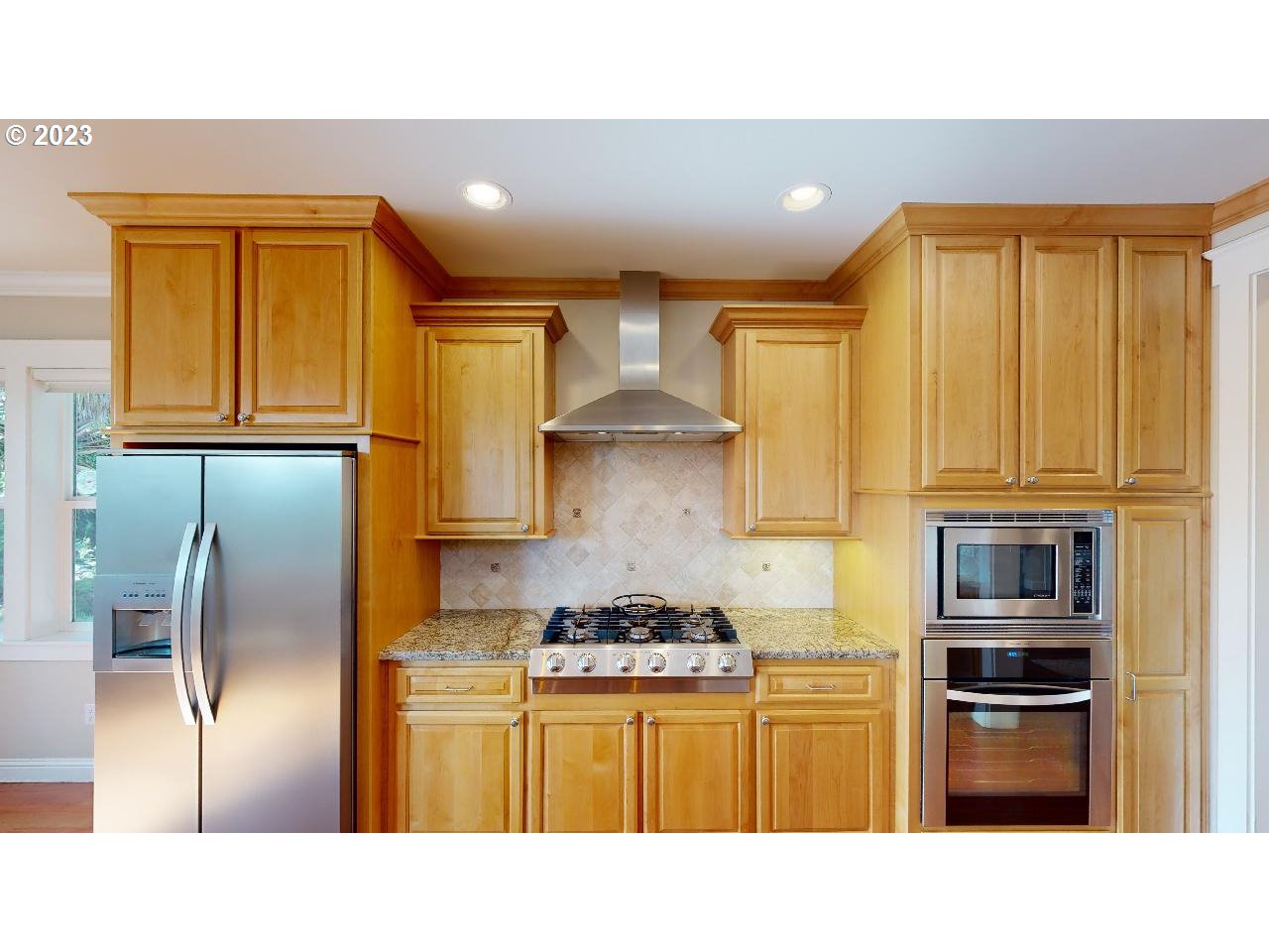 123 Tanbark Road Brookings, OR 97415 - Photo 16 of 48 Kitchen
