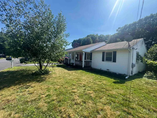 $549,900 | 141 Hoyt Street, Manchester, NH 03103