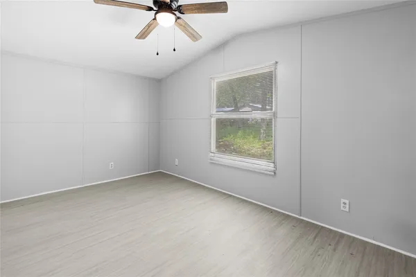 $1,150 | 184 Lions Circle, Onalaska, TX 77360