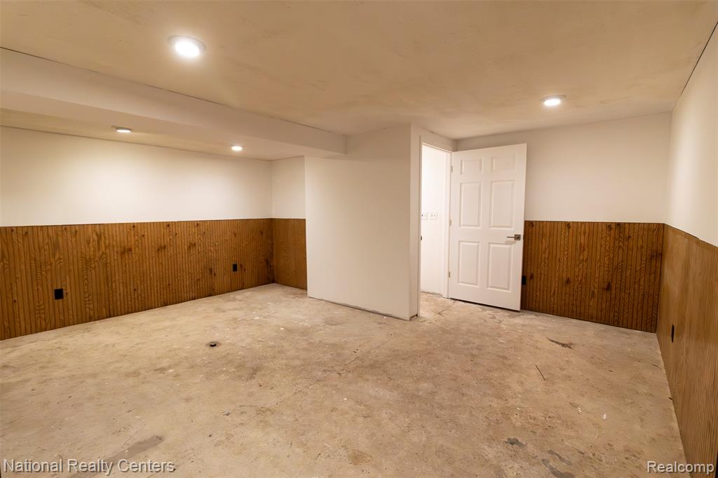 529 North Watkins Street Perry, MI 48872 - Photo 26 of 37