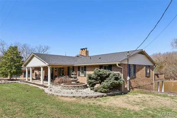 $1,690,000 | 3589 Highway 110, De Soto, MO 63020