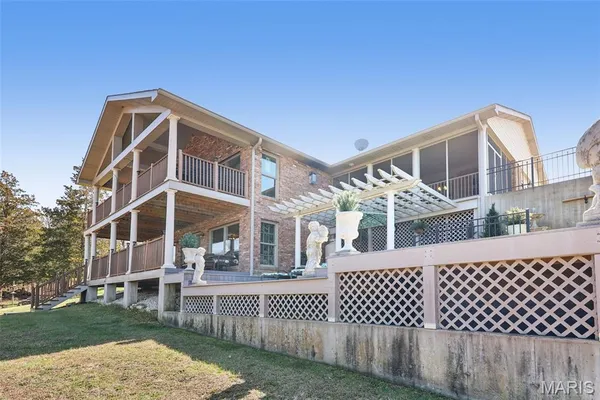 $1,690,000 | 3589 Highway 110, De Soto, MO 63020