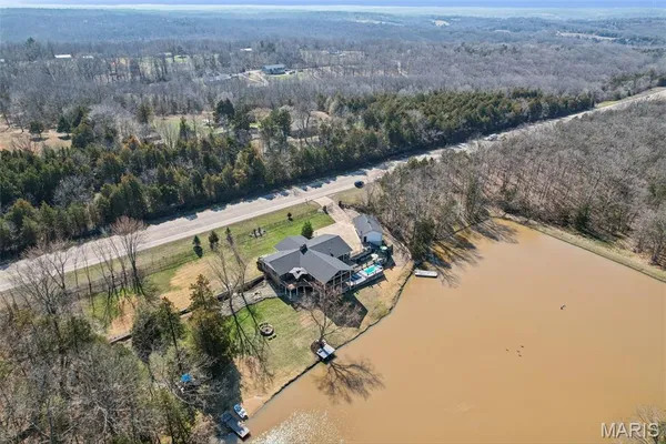 $1,690,000 | 3589 Highway 110, De Soto, MO 63020
