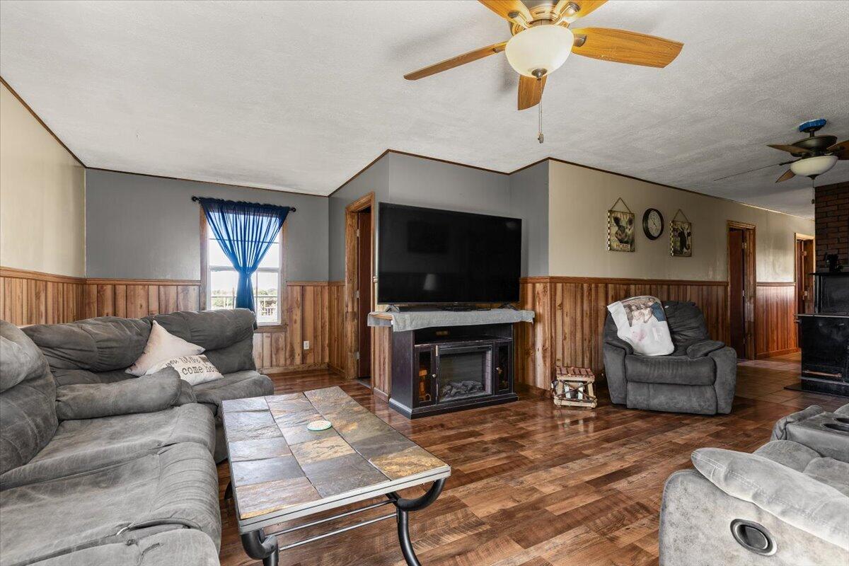 571 Cardin Road Stella, MO 64867 - Photo 15 of 40 16-571 Cardin Rd., Rocky Comfort-11