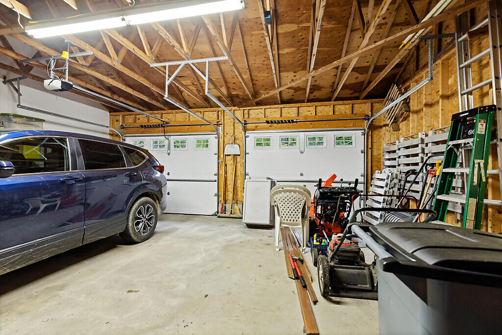40 Pheasant Run Road Belgrade, ME 04917 - Photo 39 of 45 Garage