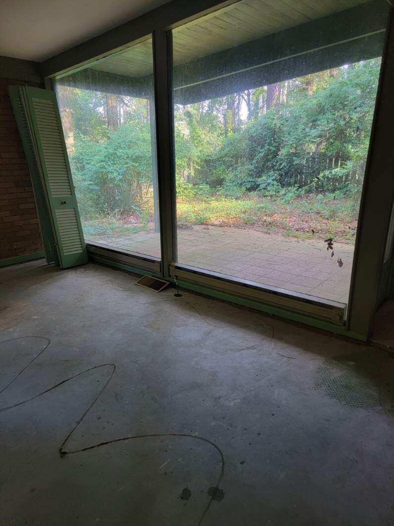 261 Aiken Road Wagener, SC 29164 - Photo 7 of 12