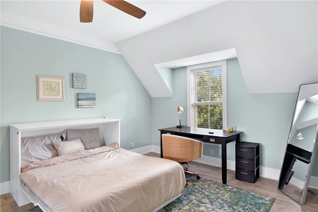 146 Shady Brook Circle, Unit 301 St. Simons Island, GA 31522 - Photo 12 of 27 Office/Bedroom