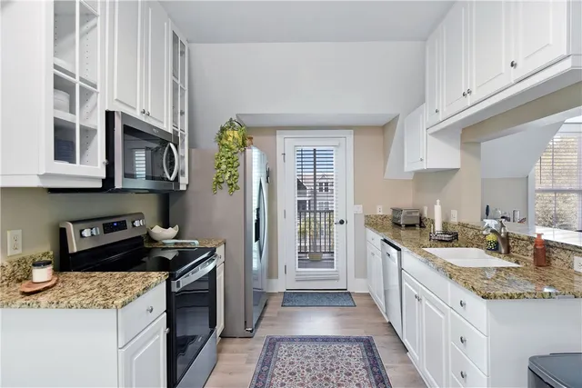 $439,500 | 146 Shady Brook Circle, Unit 301, St. Simons Island, GA 31522