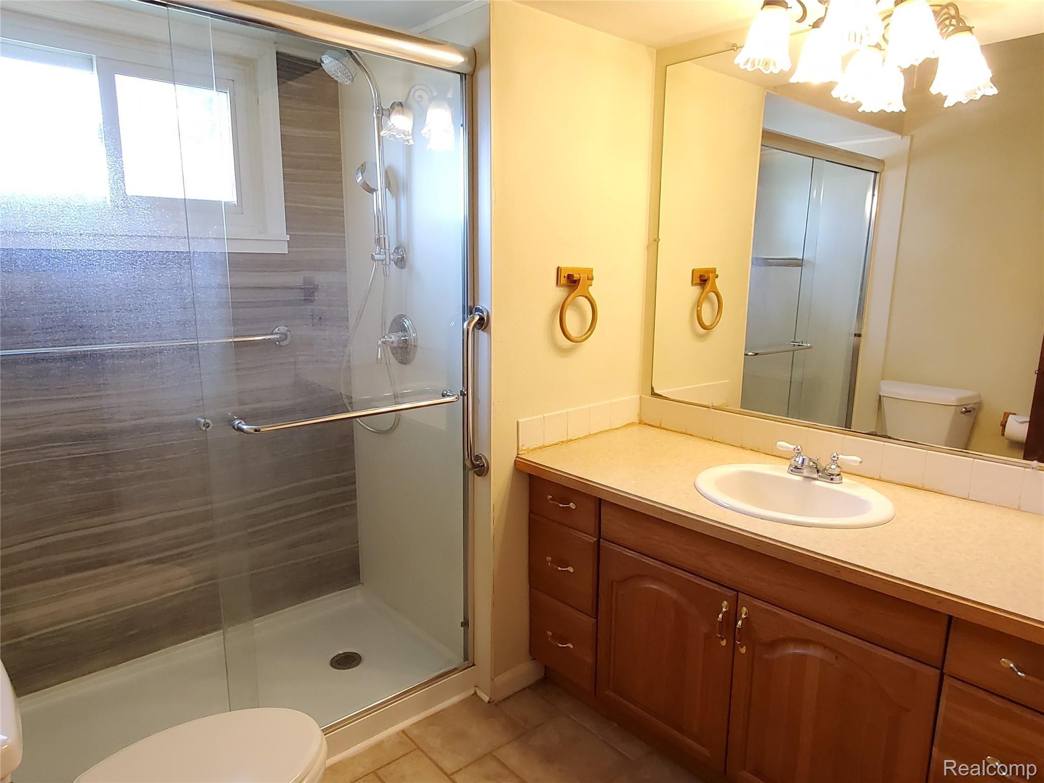 12124 Bird Road Gaines, MI 48436 - Photo 6 of 25 20220405_140922.jpg