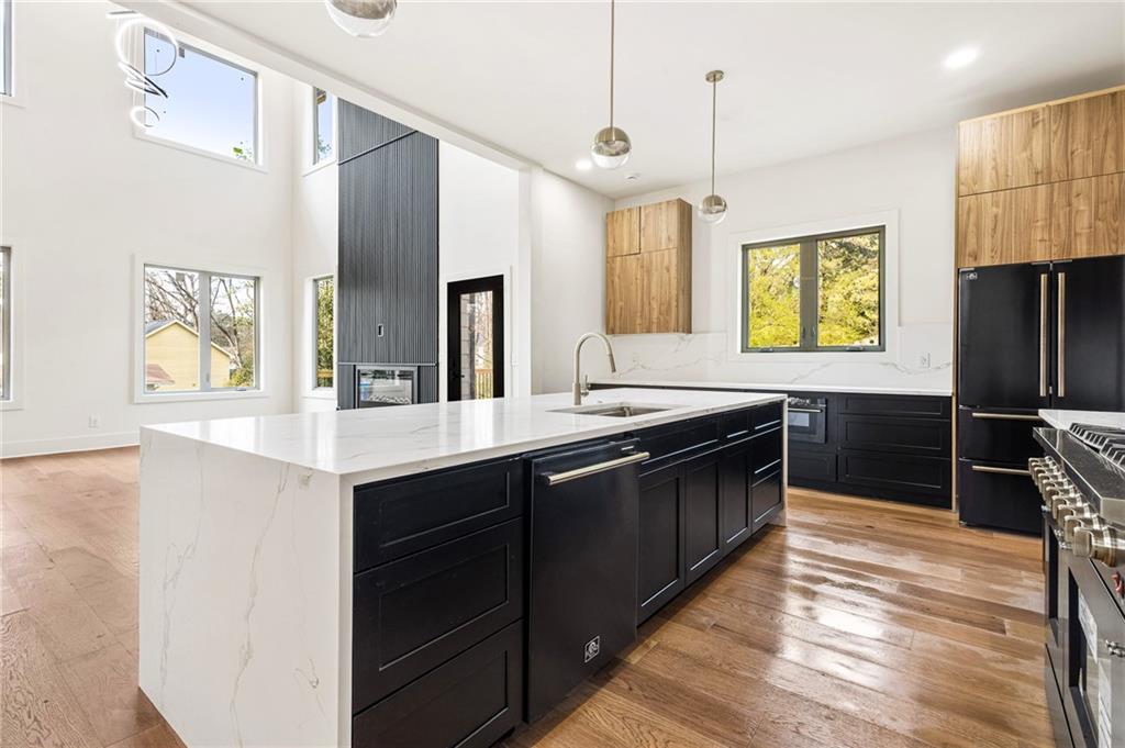 2047 Drew Valley Road Northeast Atlanta, GA 30319 - Photo 12 of 47