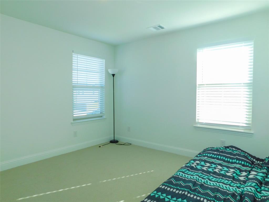 2457 Pinnacle Place Corinth, TX 76210 - Photo 24 of 32