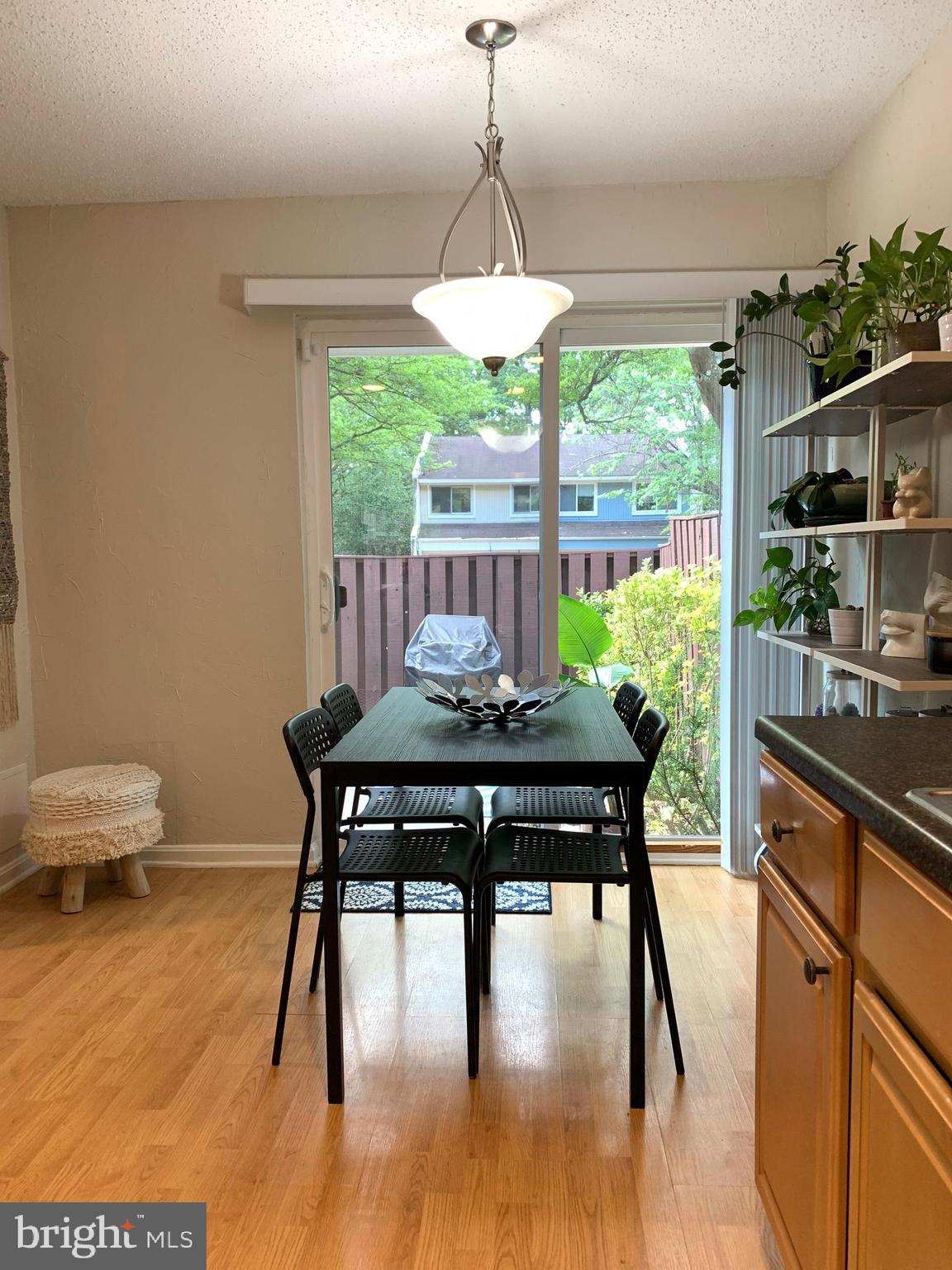 2300 Southgate Square Reston, VA 20191 - Photo 22 of 47 Breakfast area