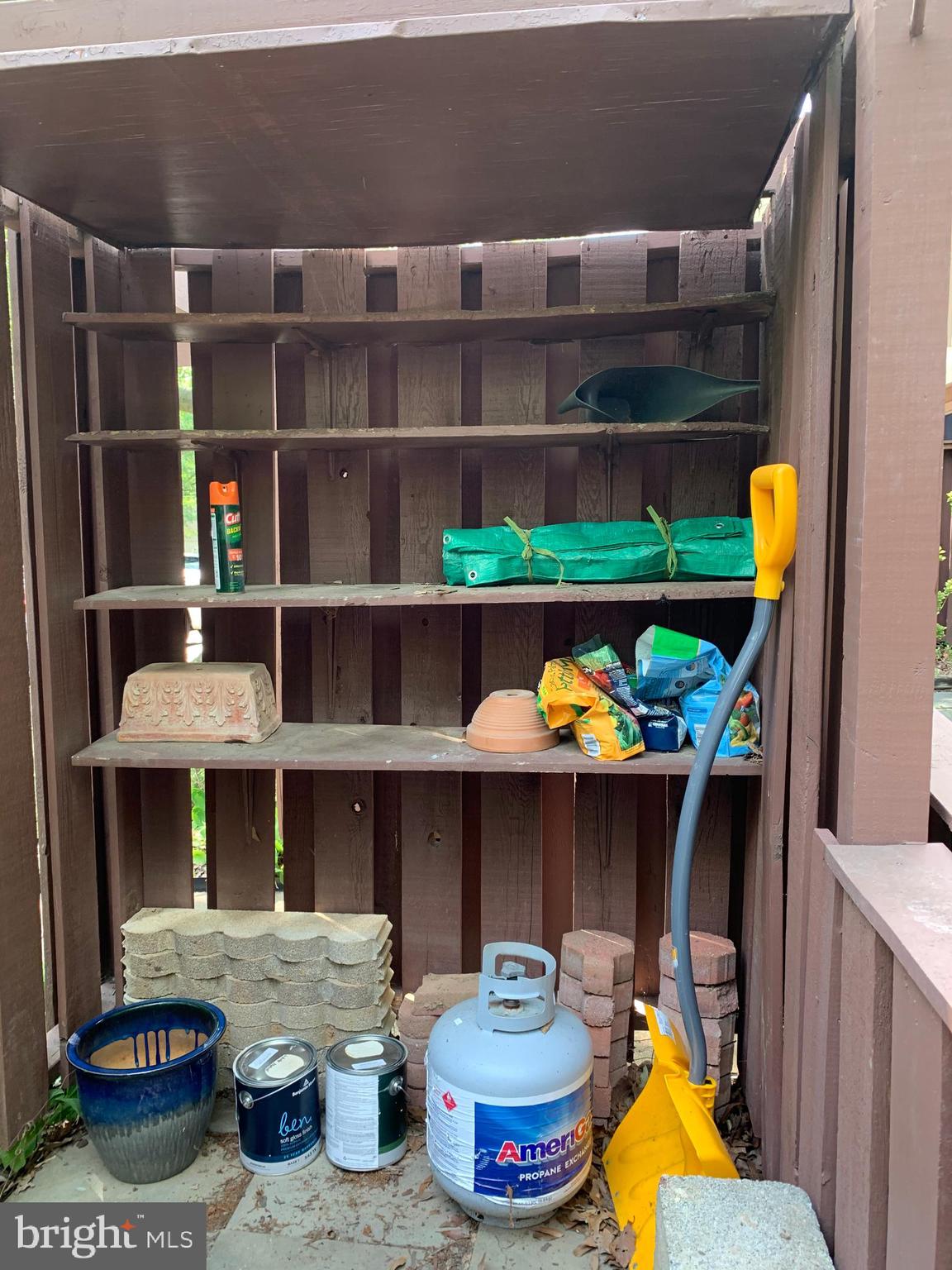 2300 Southgate Square Reston, VA 20191 - Photo 8 of 47 Open garden storage area