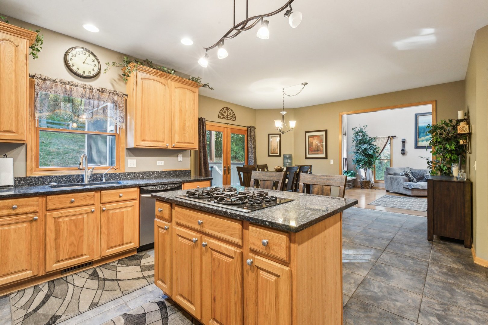 7205 Hawthorn Lane Spring Grove, IL 60081 - Photo 16 of 78 Gallery Image 16