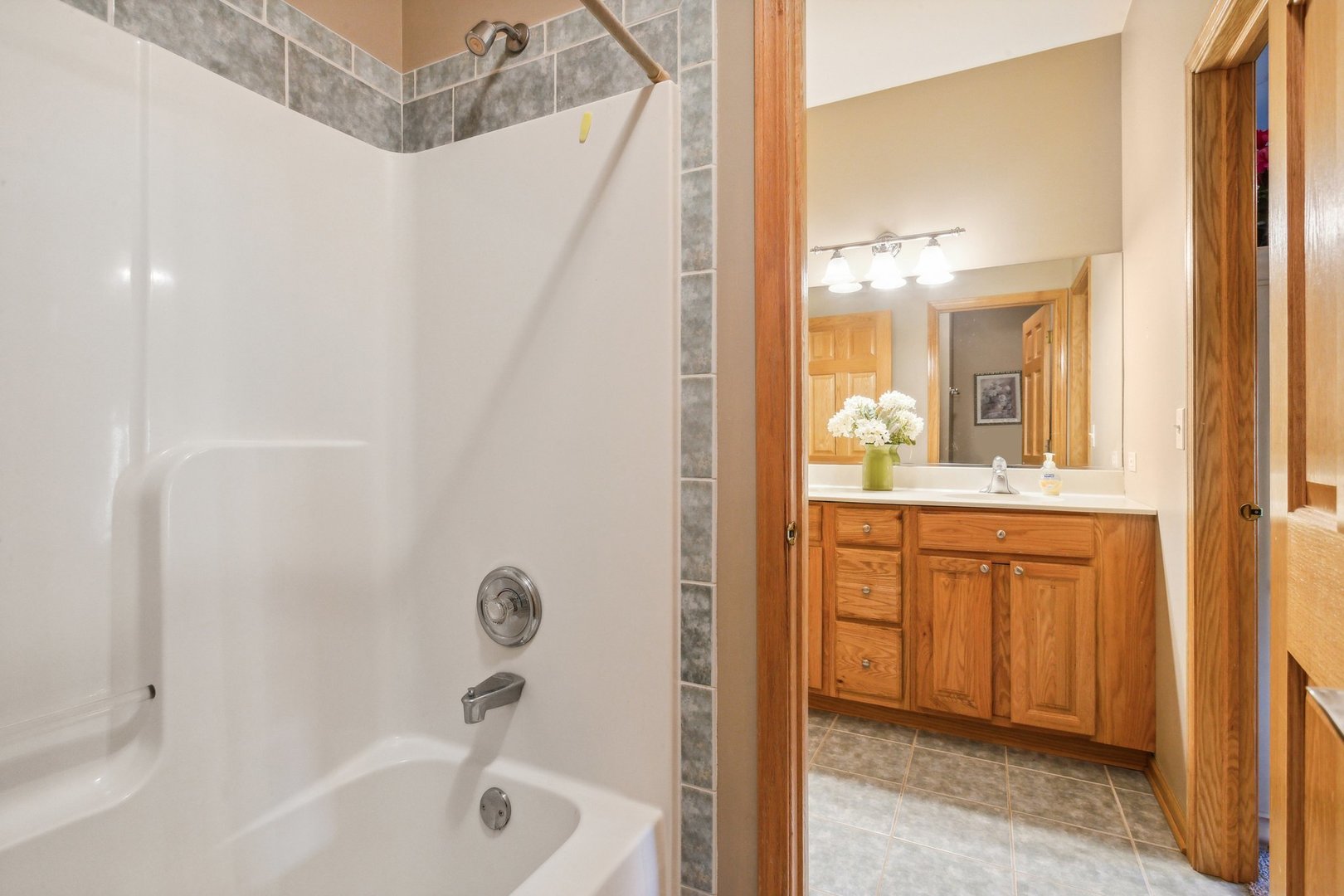7205 Hawthorn Lane Spring Grove, IL 60081 - Photo 48 of 78 Gallery Image 48