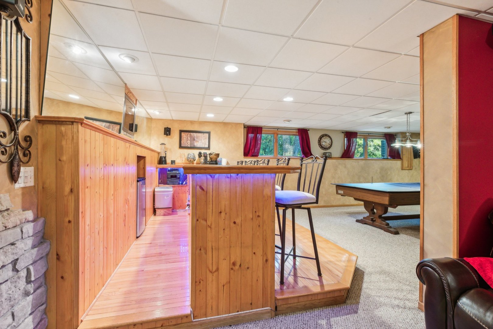 7205 Hawthorn Lane Spring Grove, IL 60081 - Photo 55 of 78 Gallery Image 55