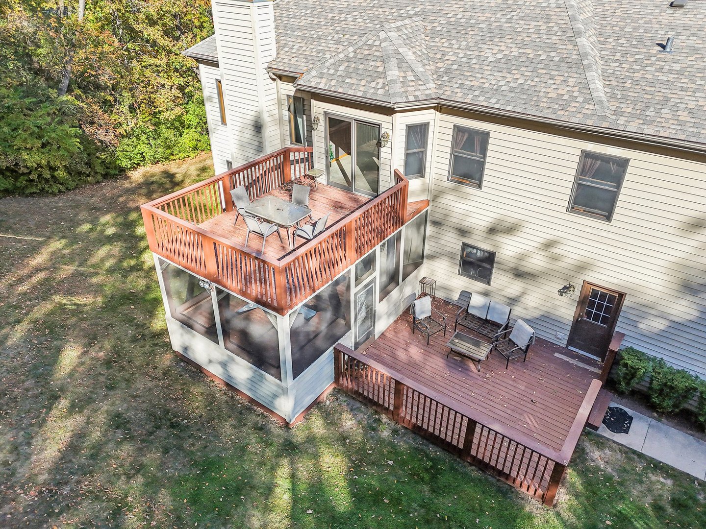 7205 Hawthorn Lane Spring Grove, IL 60081 - Photo 63 of 78 Gallery Image 63